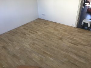fertig geschliffener Fußboden